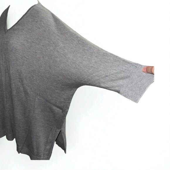 Laurie Felt Heather Gray Oversized Relaxed Pullover Sweater Size M/L - Picture 5 of 11